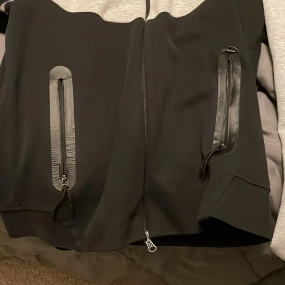 Grey/black Nike Tech fleece jacket new gen - Picture 2 of 7